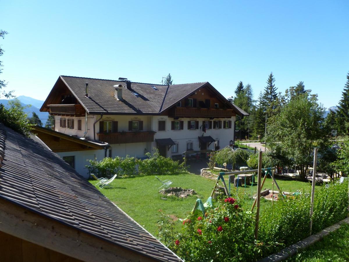 Hotel Reiterhof Edelweiss San Genesio Atesino Exterior foto