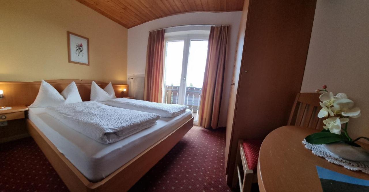 Hotel Reiterhof Edelweiss San Genesio Atesino Exterior foto